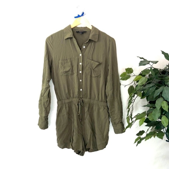 Forever 21 Green Long Sleeve Romper - Picture 1 of 8